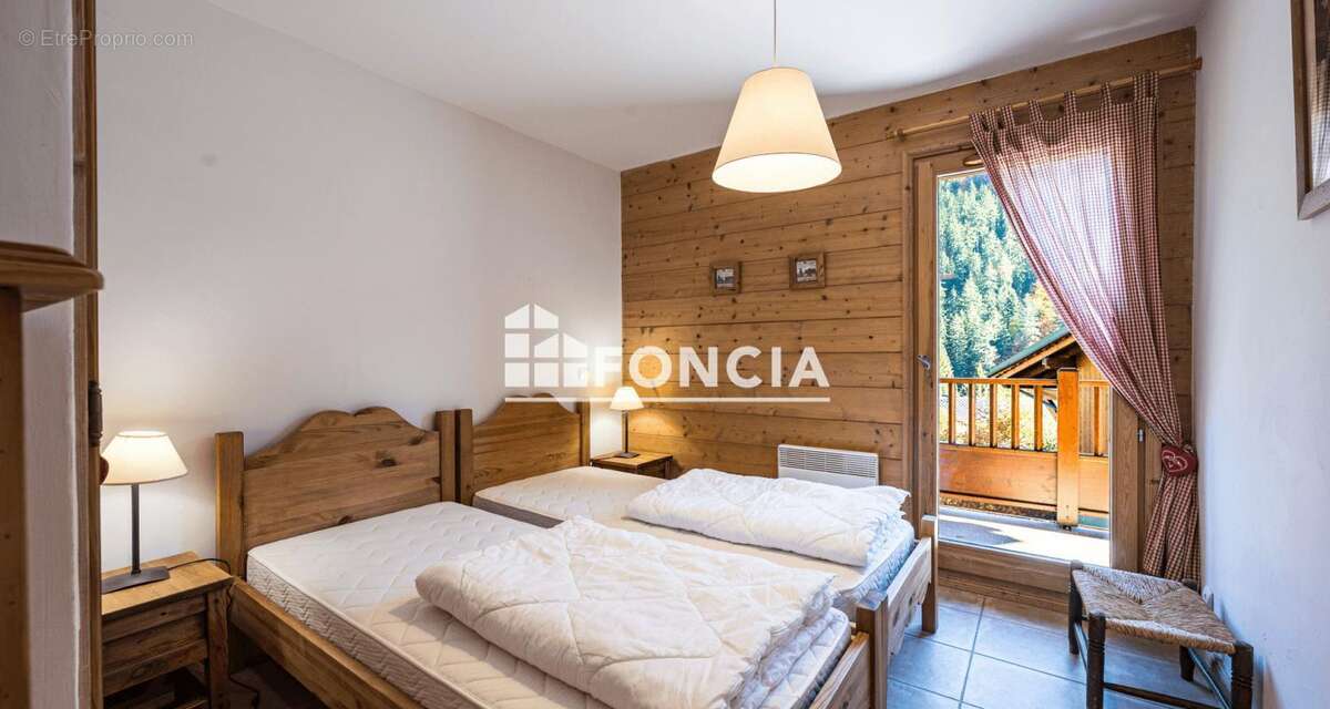 Appartement à CREST-VOLAND