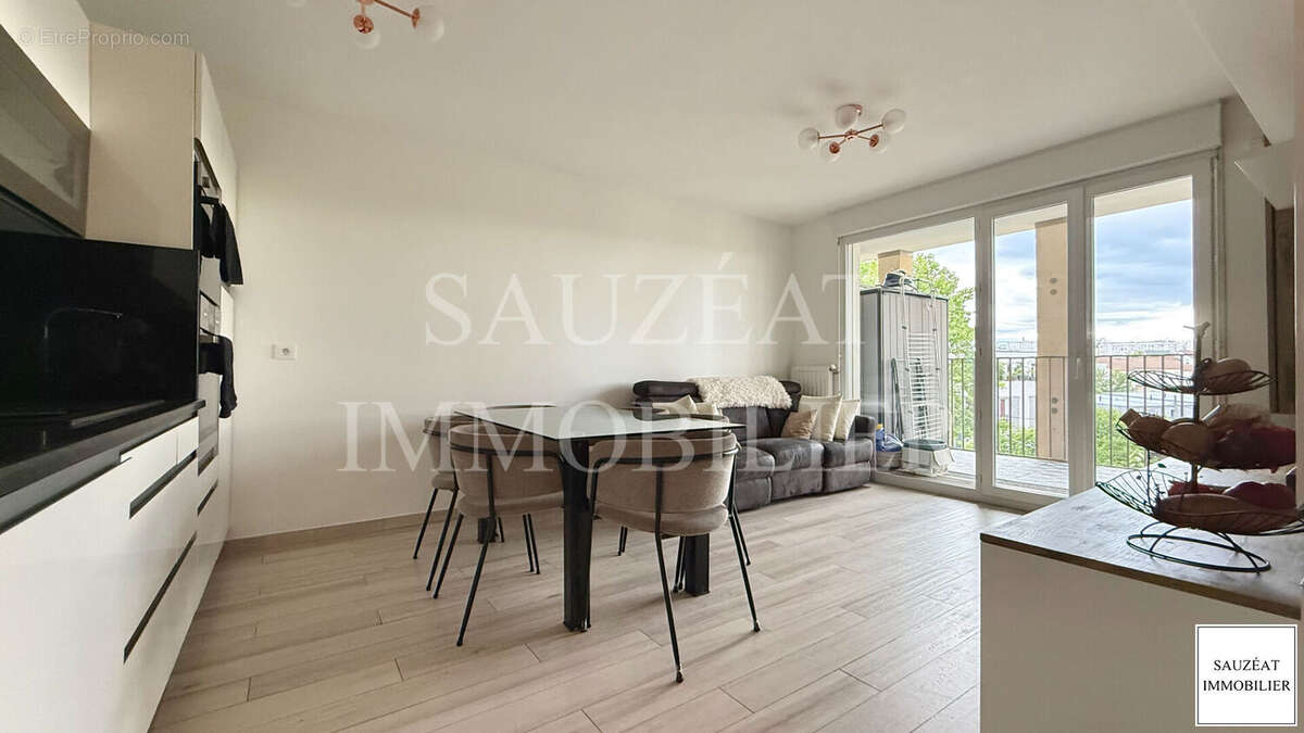 Appartement à BAGNEUX