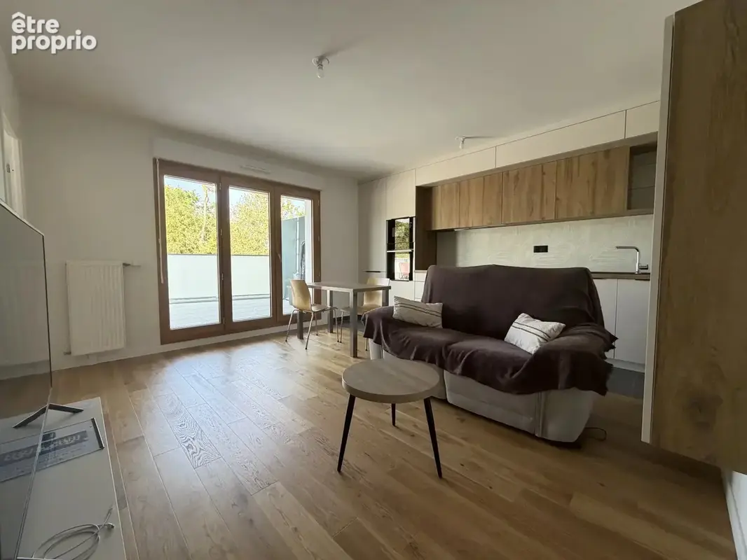 Appartement 3 pièces 64 m² à vendre à Voisins-Le-Bretonneux (78960) - photo 2