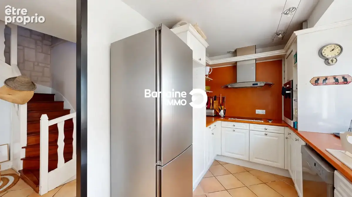 BARRAINE IMMO - A VENDRE EN EXCLUSIVITE : Maison familiale au coeur de Saint-Renan - Réf : PZ00394-FL - photo 8