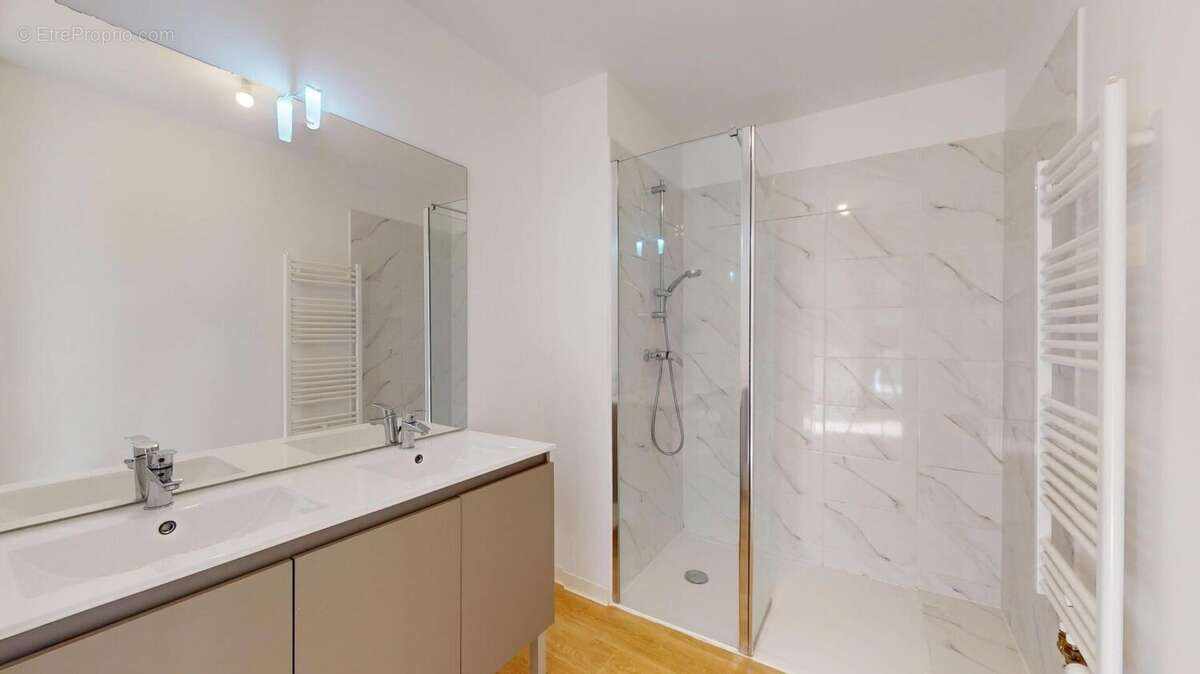 Photo 3 - Appartement à MONTUSSAN