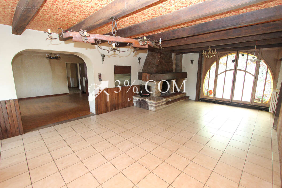 Maison 8 pièces 269 m2 - 6 chambres - Hangar - Jardin - photo 3