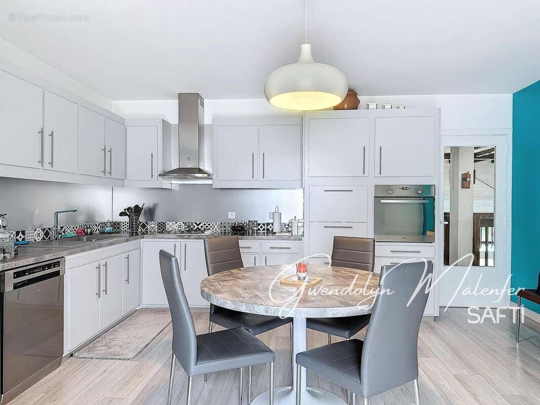 Maison 312 m² à Arc-Et-Senans  - photo 6