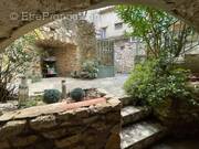 Maison à SAINT-LAURENT-DE-CARNOLS