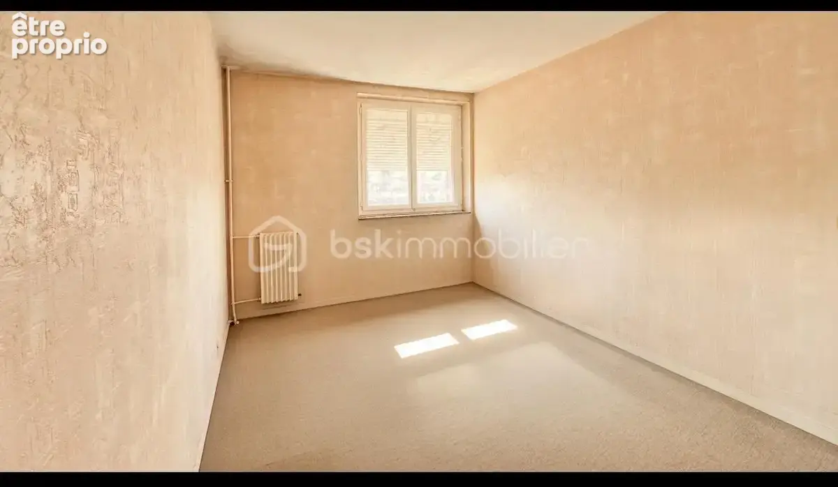 Rosny-sous-Bois (Bois-Perrier / Marnaudes) – Élégant 2 pièces baigné de lumière avec balcon, cave et parking couvert - photo 3