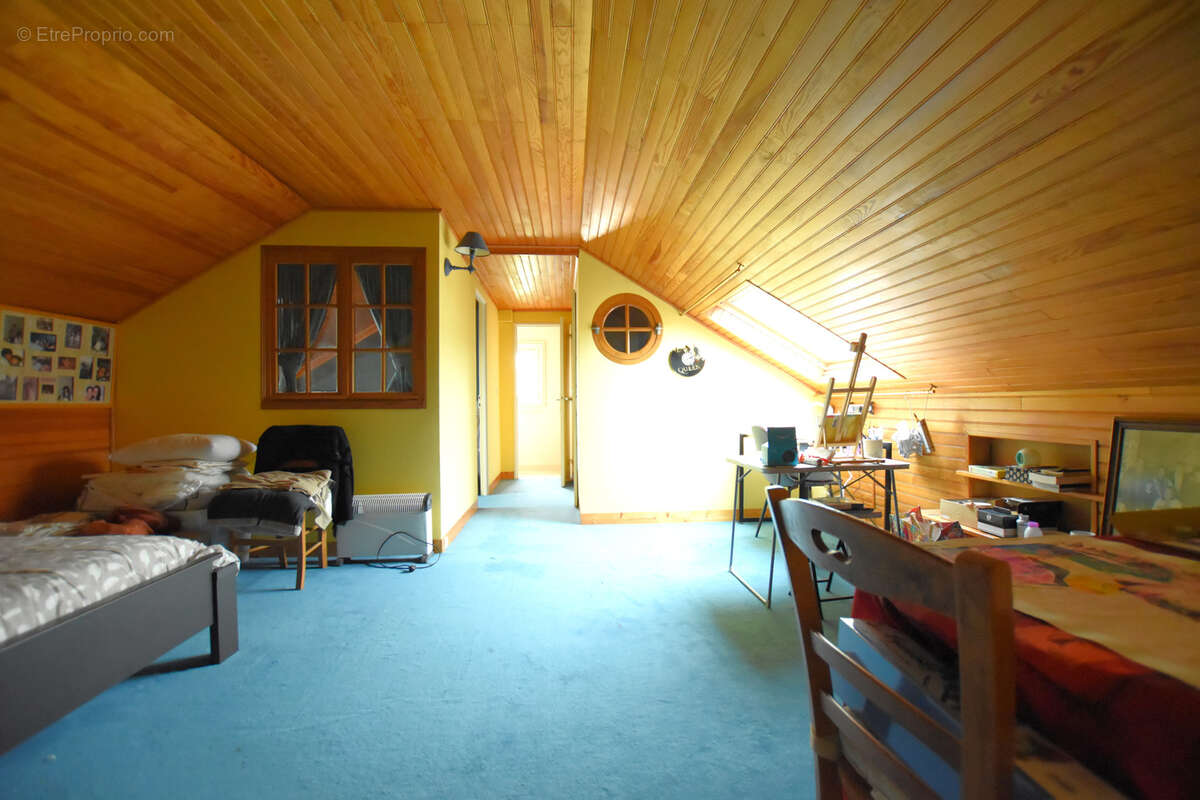 Maison à LES ESSARTS-LE-ROI