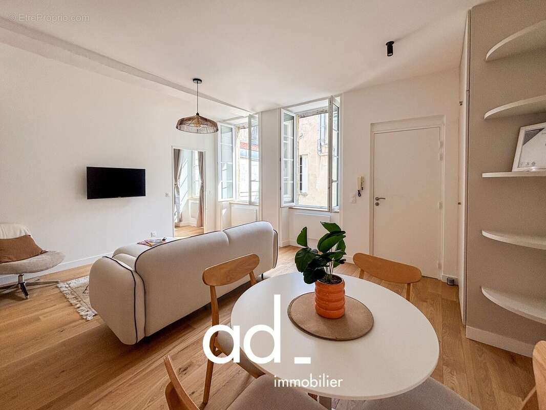 Appartement 55 m² à La Rochelle  - photo 4