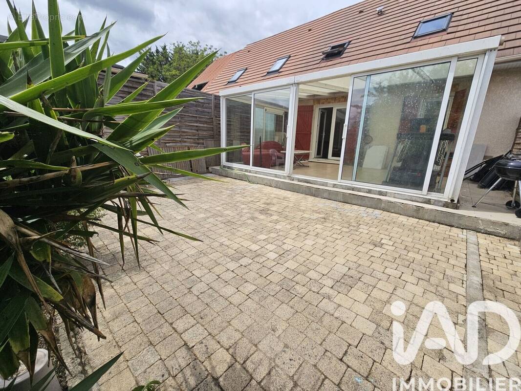 Photo 1 - Maison à BONNEUIL-SUR-MARNE