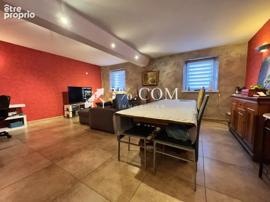3%COM Maison rénovée avec 3 chambres - cour - cave - photo 2