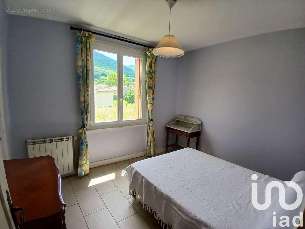Maison 95 m² à Albine  - photo 6