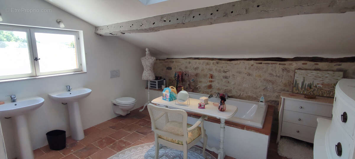 Maison à TOUFFAILLES