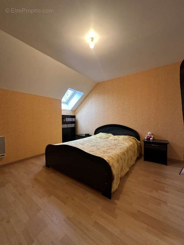 Maison à VAL-D&#039;ORNAIN