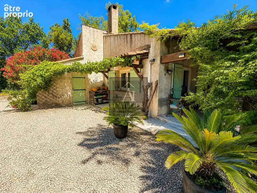 Maison de type 4 de plain-pied avec dépendance sur une parcelle de 470 m2 - photo 17