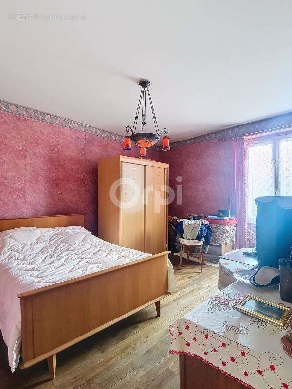 Maison à DOULEVANT-LE-CHATEAU