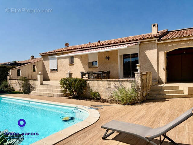 Pierrefeu du var rare sur le secteur villa t4 de plain-pied avec piscine et garage - photo 2