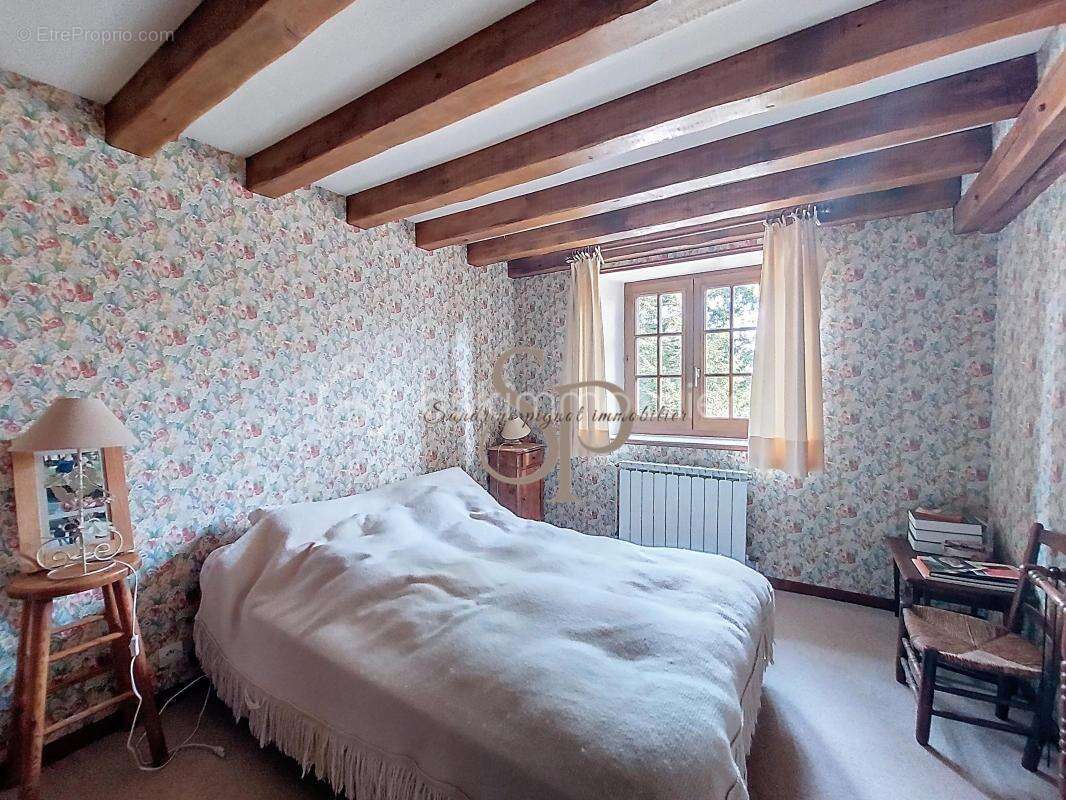 Maison à LORREZ-LE-BOCAGE-PREAUX