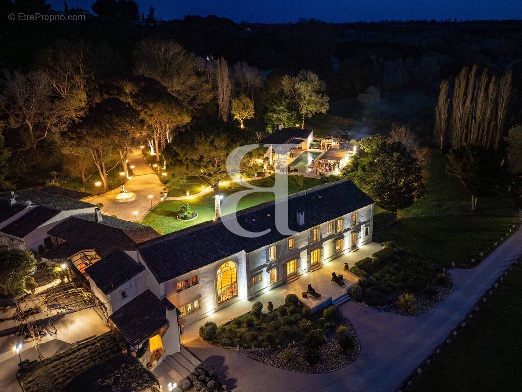 Maison à MAUSSANE-LES-ALPILLES
