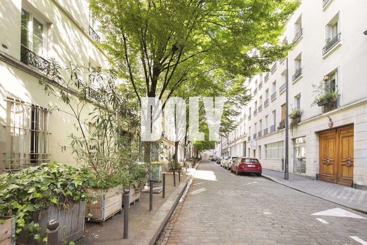 Appartement à PARIS-11E