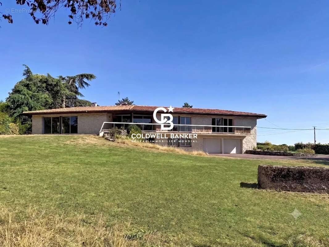 Maison à SAINT-FORT-SUR-GIRONDE