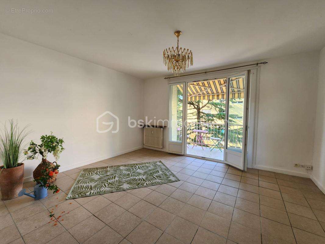 Appartement à MONTELIMAR