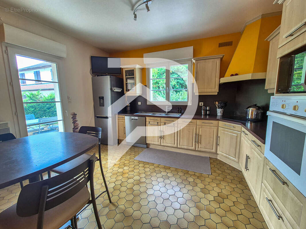 Maison à BOISSETTES