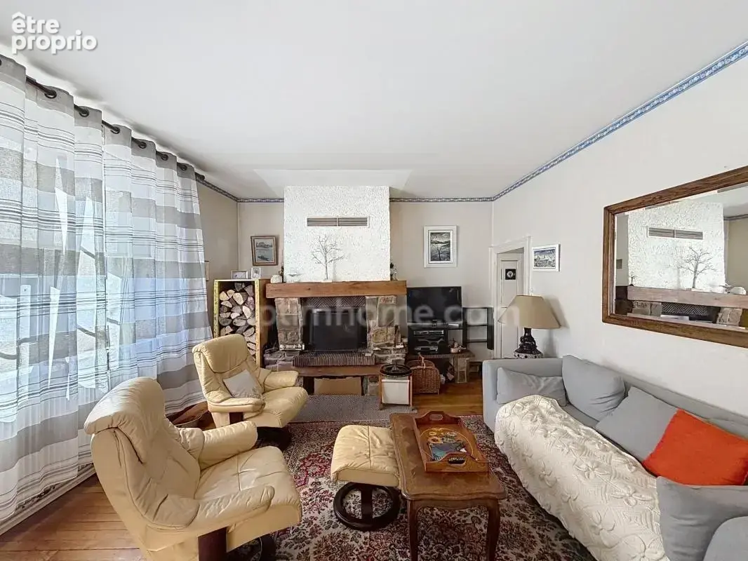 Grande maison familiale pleine de charme et de potentiel - photo 8
