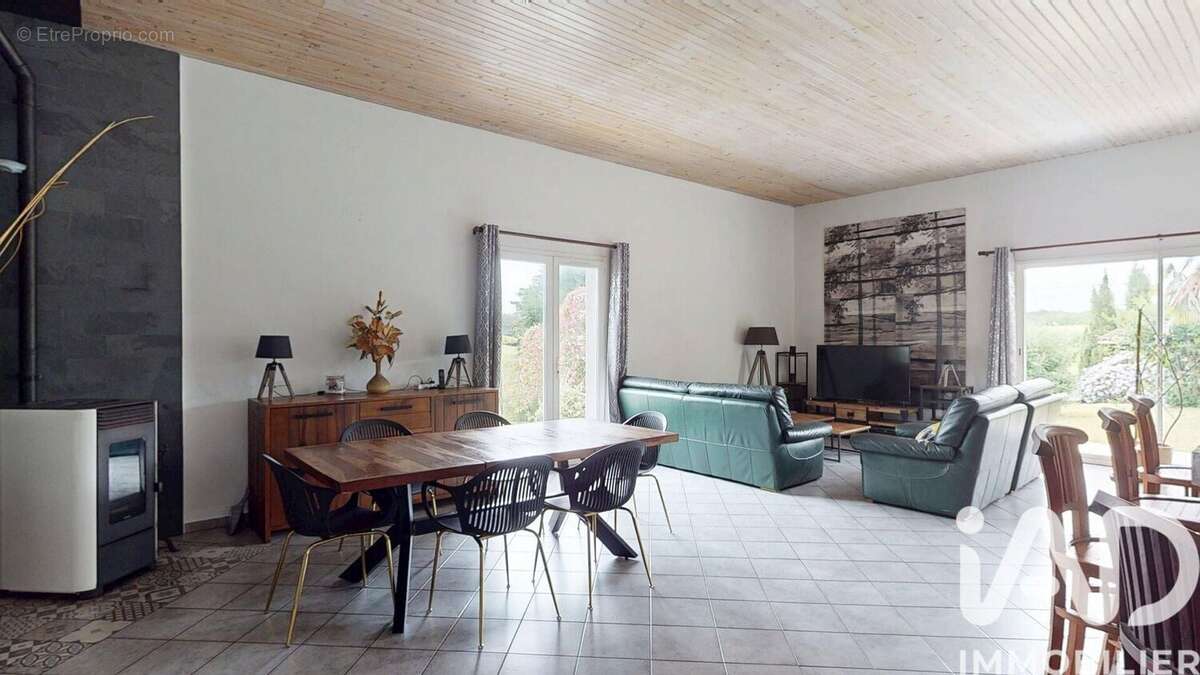 Maison 205 m² à Gaas  - photo 5