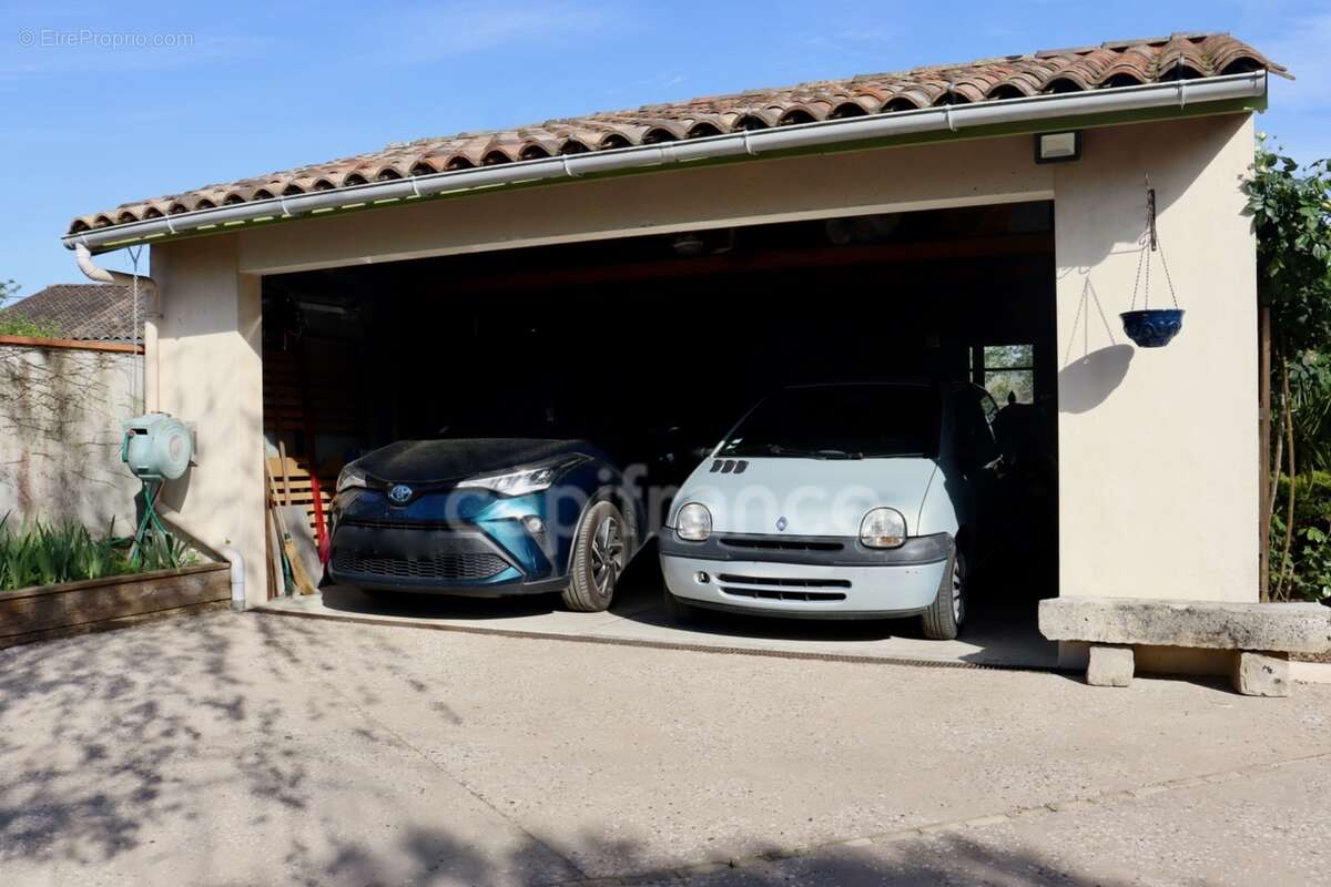 Maison de 116 m² - 4 chambres - proche services à pieds - garage -piscine - photo 7