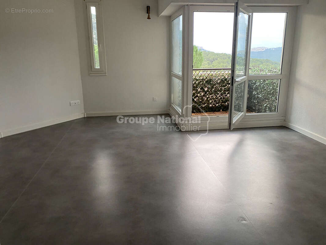 Appartement à LES BAUX-DE-PROVENCE