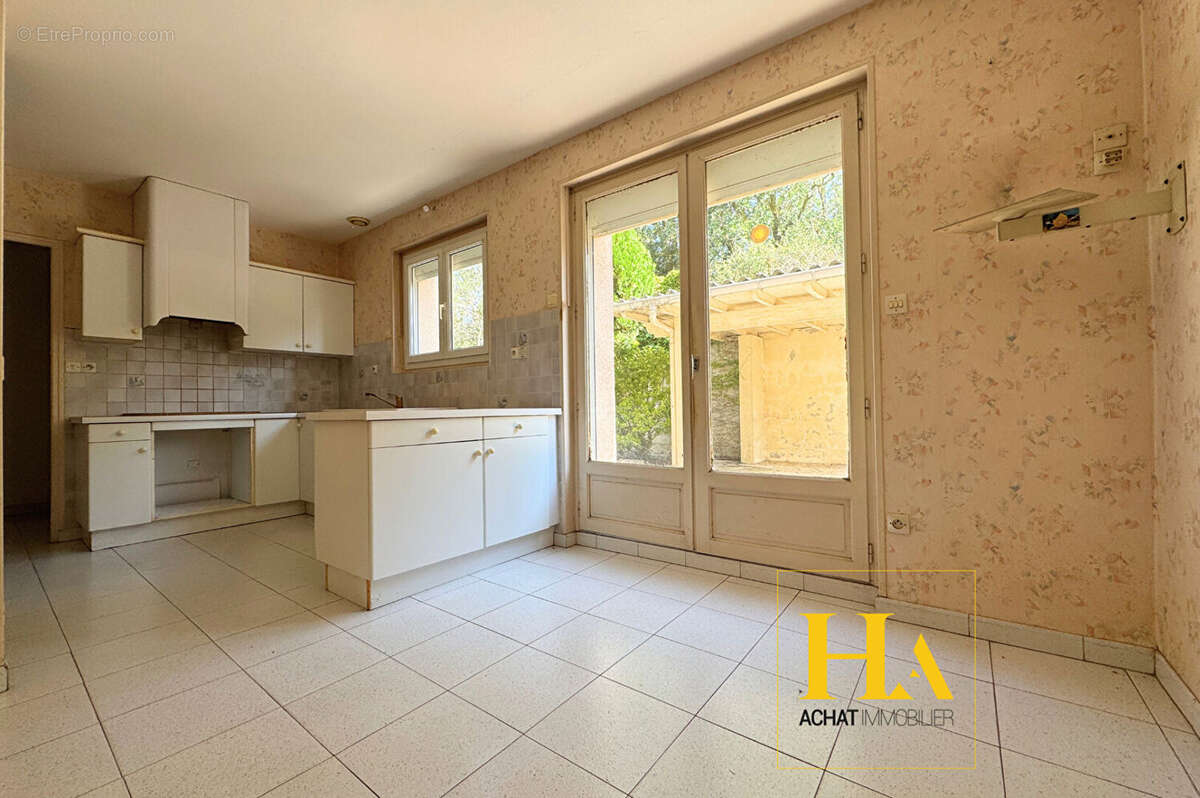 Maison à AYGUESVIVES