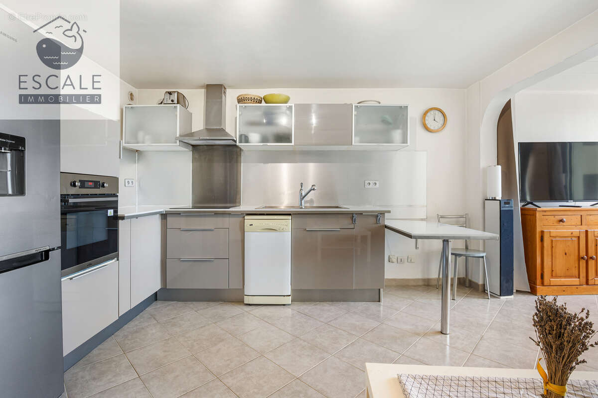 Vente type 2 cabine reamenage + parking aux quilles a sete - photo 9