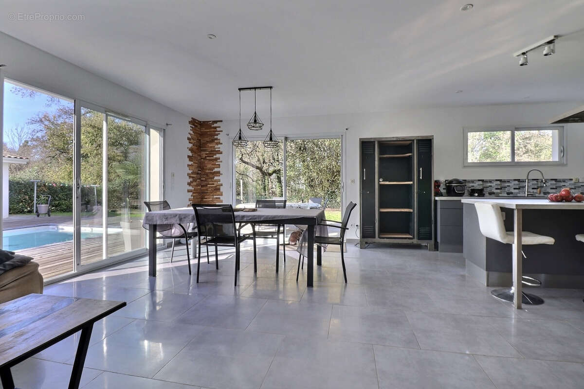 Maison à SAINT-LOUBES