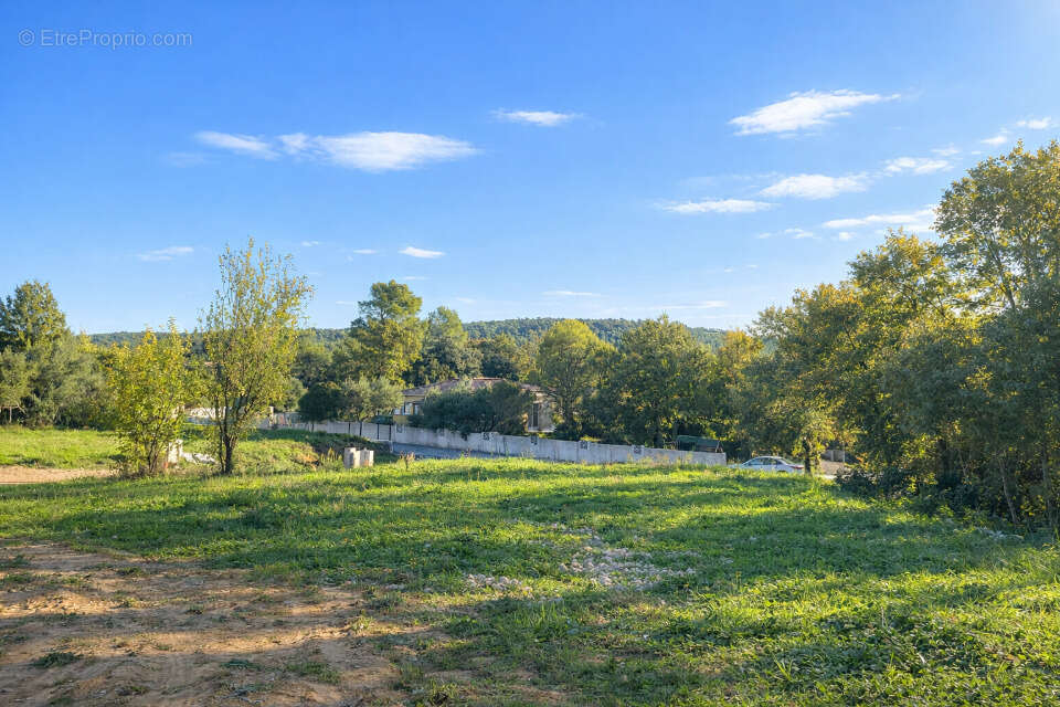Terrain à LAURET