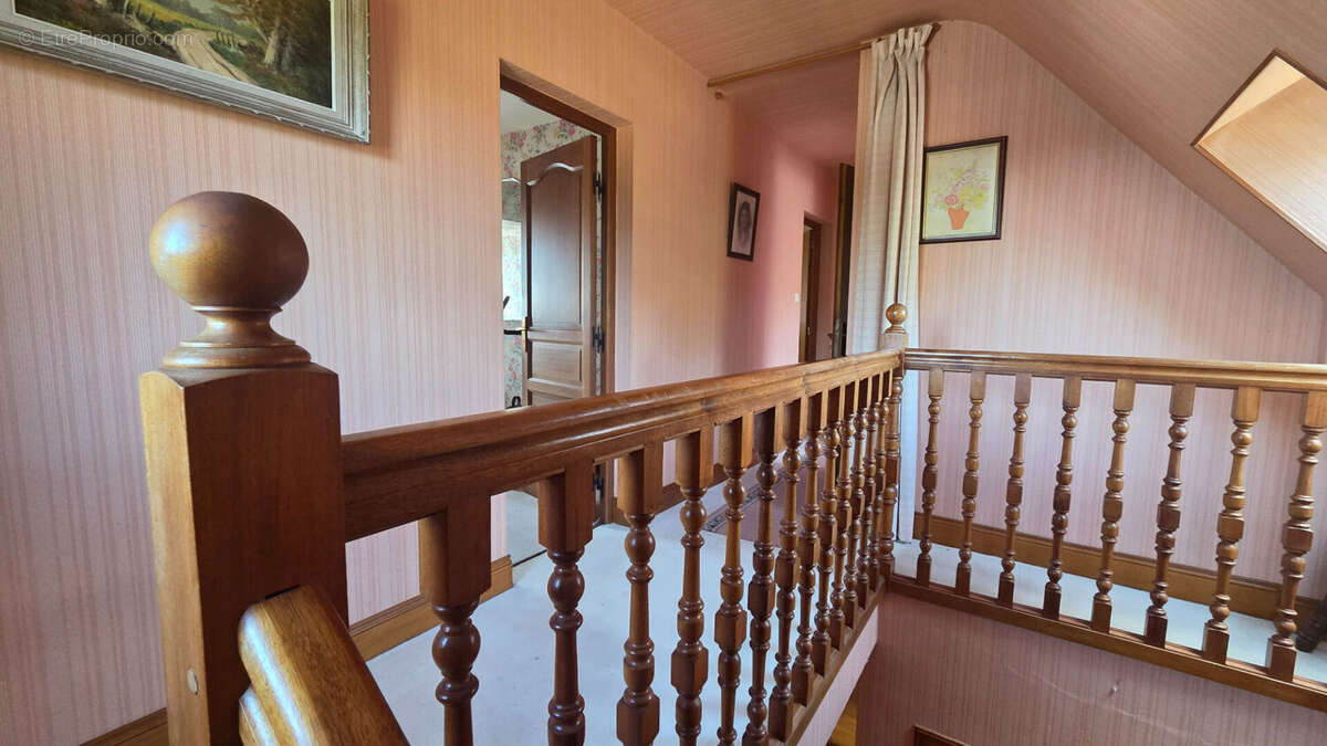 Maison familiale en pierres  22420 Le Vieux Marché - photo 13