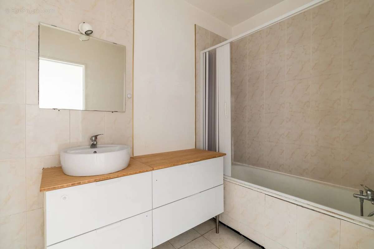 Appartement à CLICHY