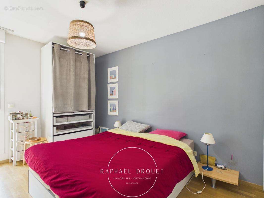 VIENNE – Rue Vimaine – Appartement T3 de 76 m² avec terrasse, résidence récente et sécurisée - photo 6