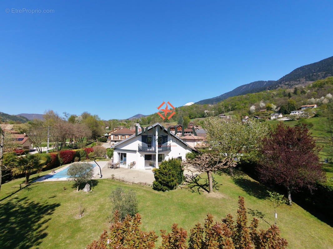 Maison à VAULNAVEYS-LE-HAUT