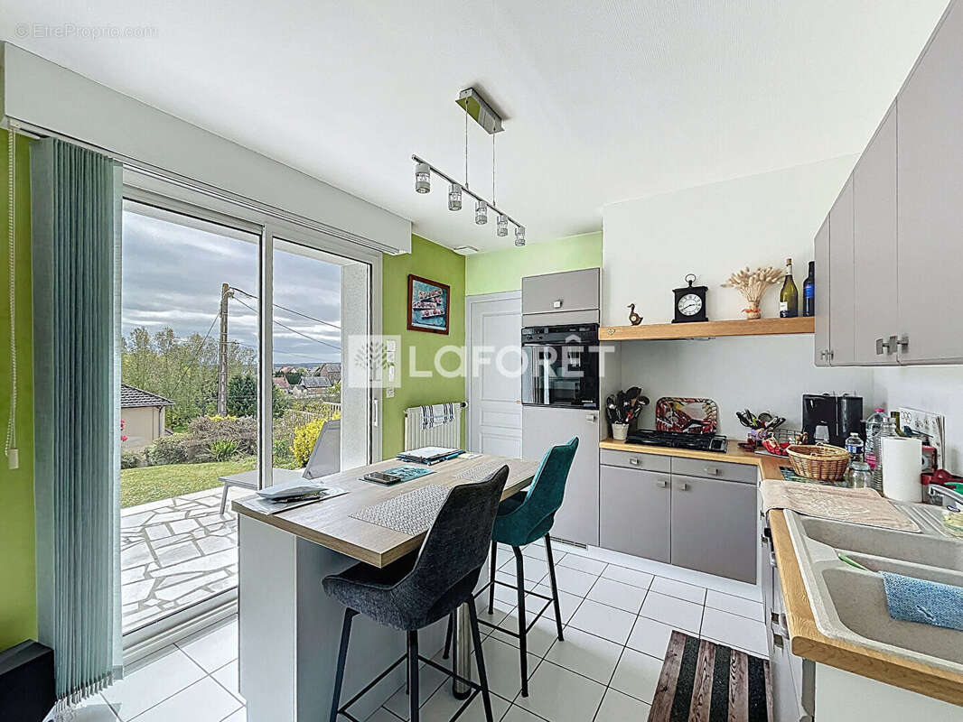 Maison à SAINT-GEORGES-DES-GROSEILLERS