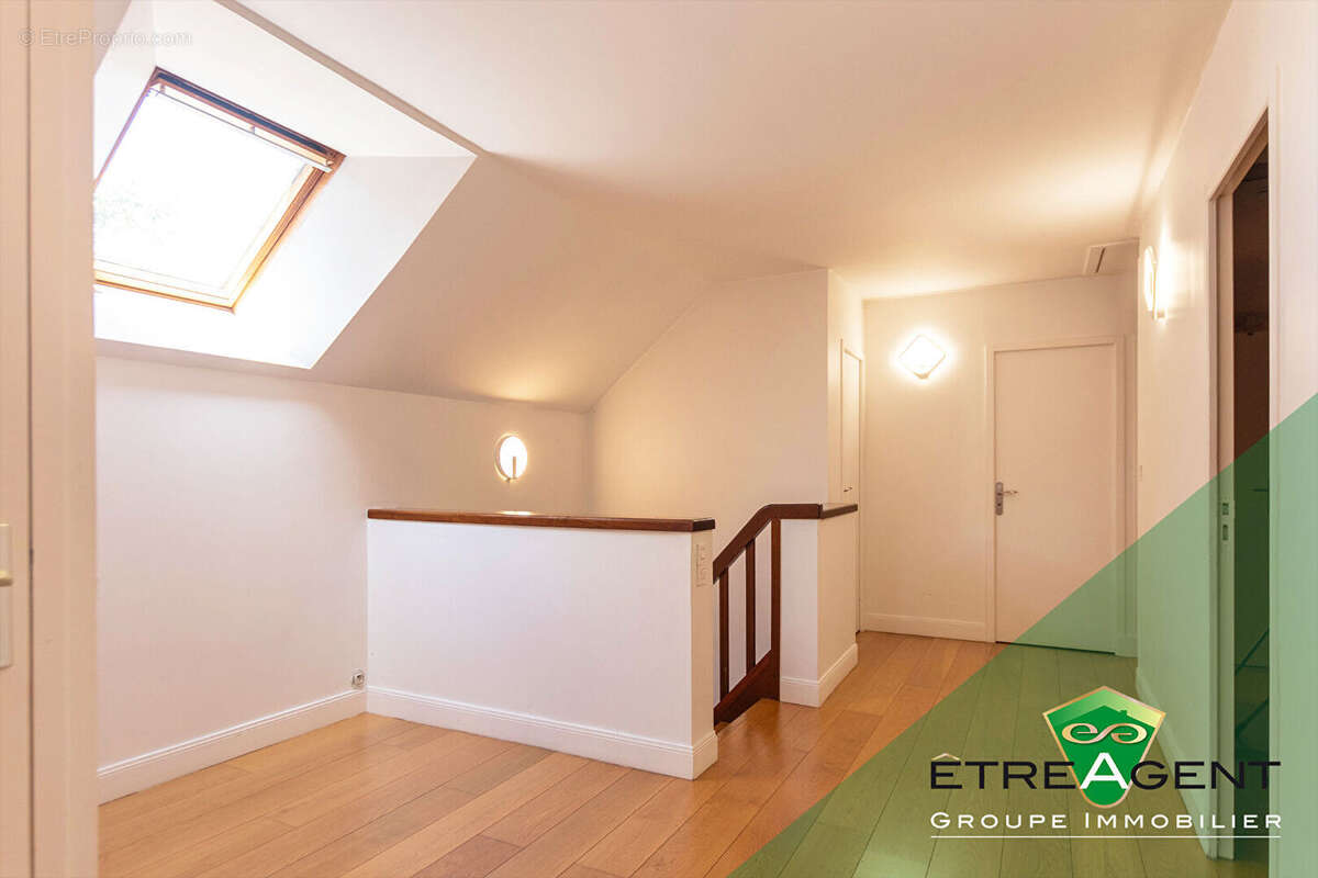 Maison CAEN - 206 m² - 6 chambres - photo 10