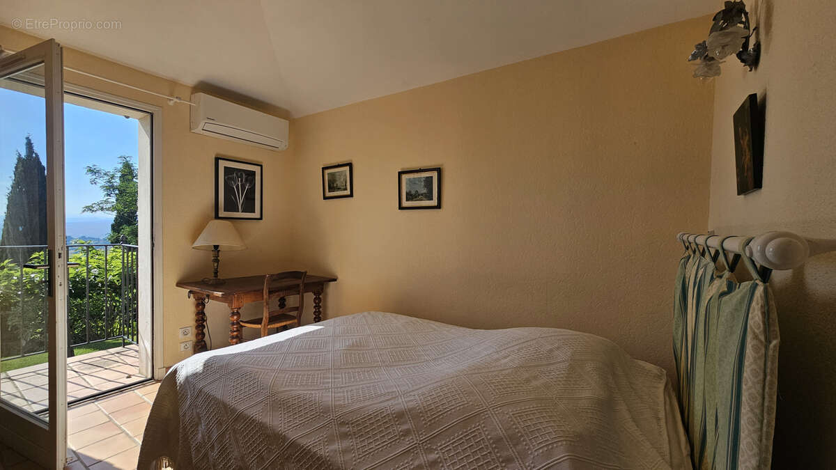 Maison à LA CADIERE-D'AZUR