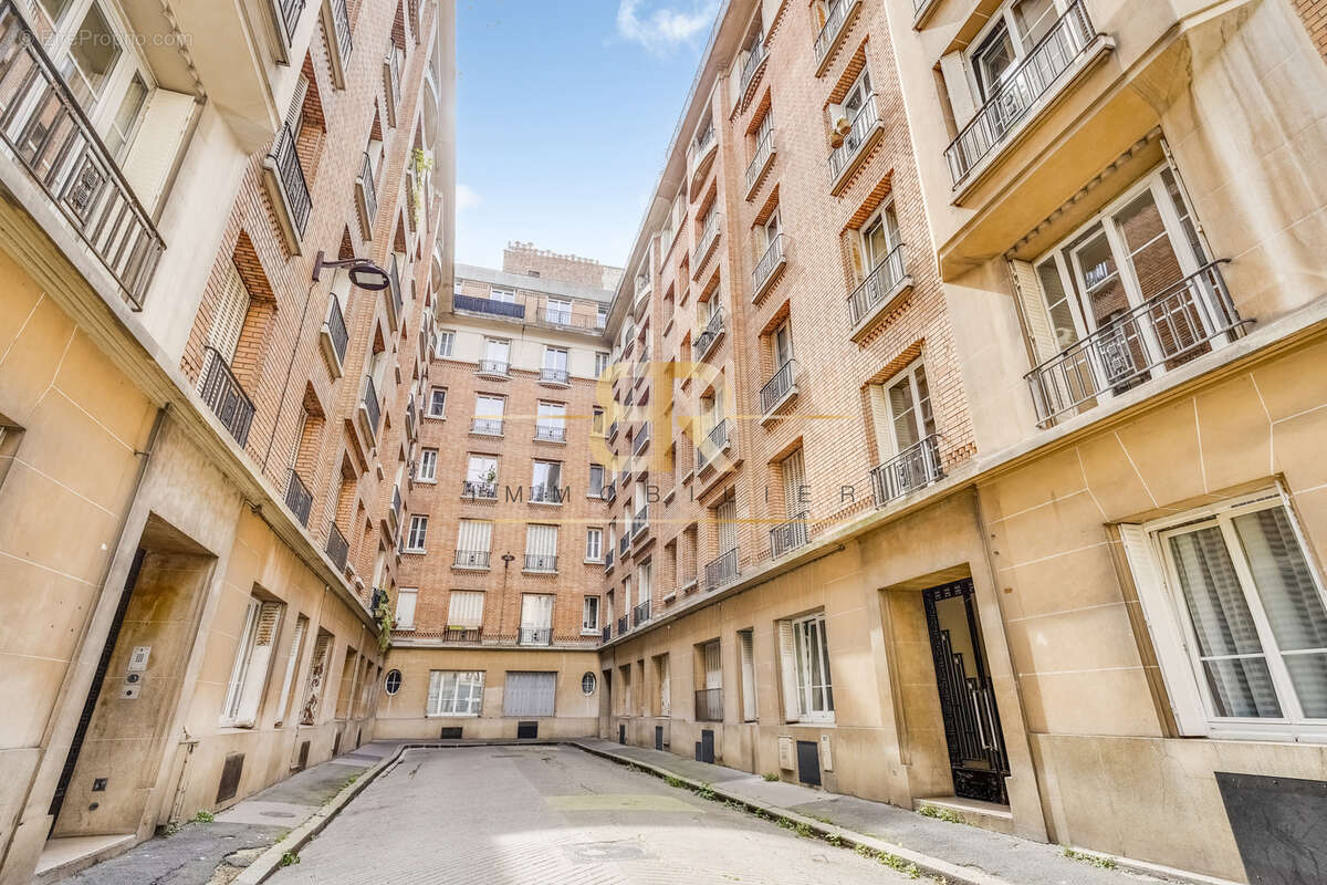 2 pièces calme, avec espace exterieur - photo 15