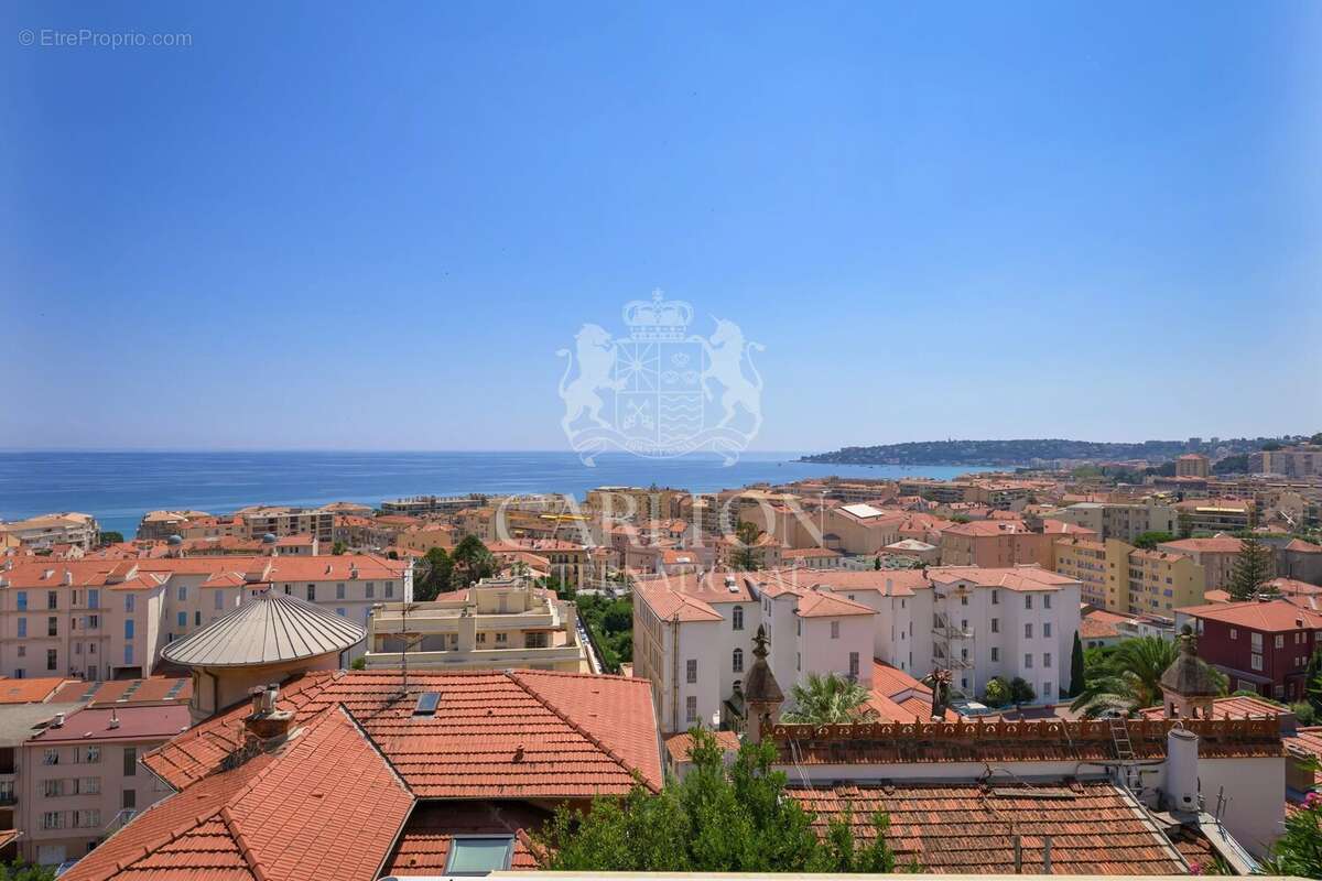 Villa  avec vue mer et accès facile au centre-ville - Opportunité d'investissement - photo 3