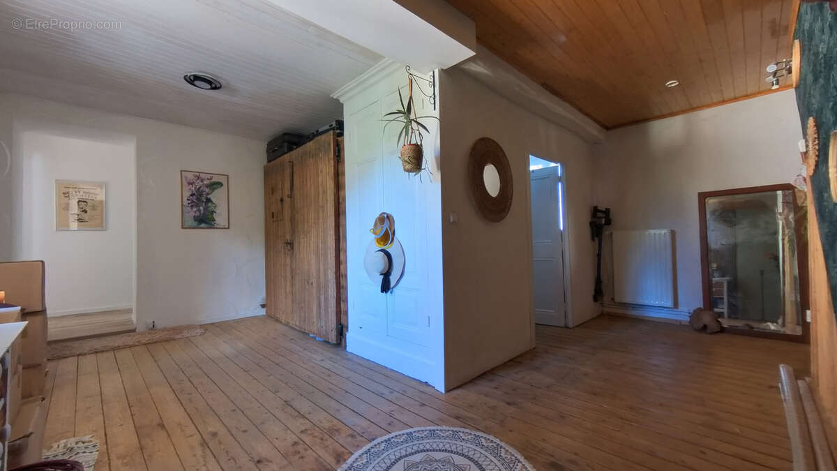 Maison à HOSTUN