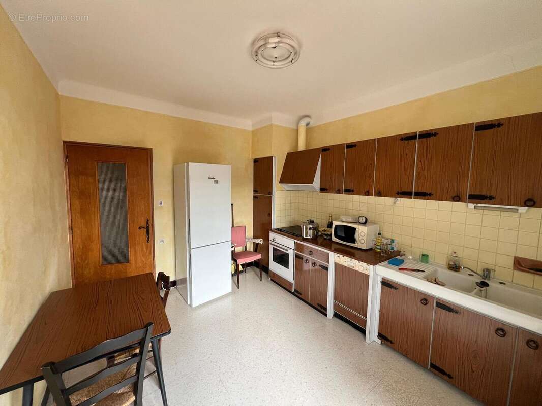 Photo 3 - Appartement à FORCALQUIER