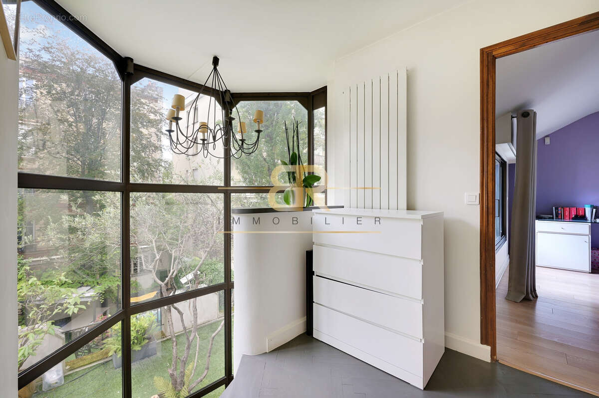 Maison à NEUILLY-SUR-SEINE