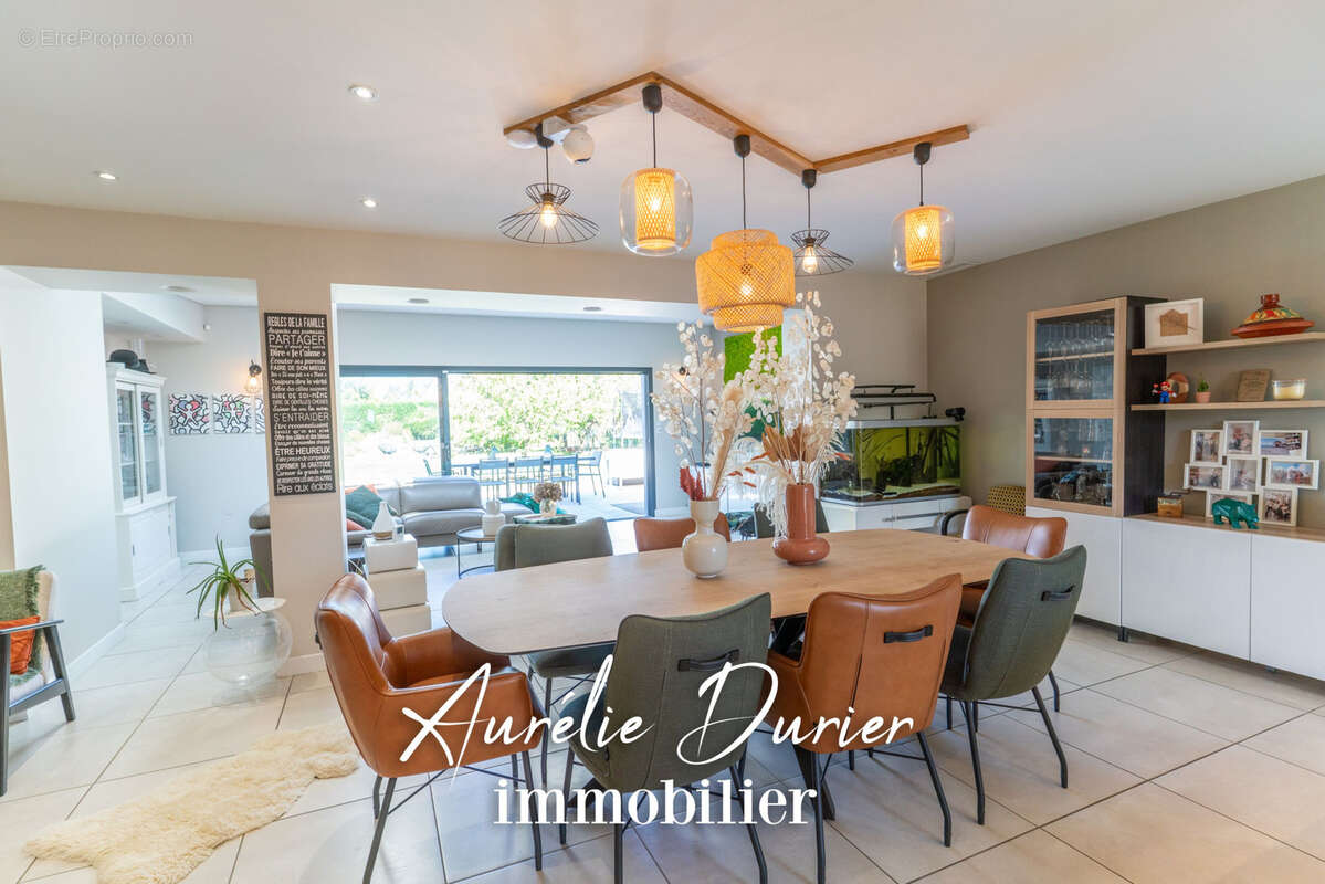 Maison à NOTRE-DAME-D&#039;OE