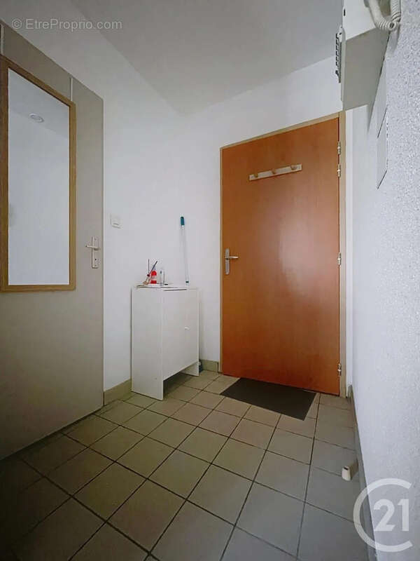 Appartement 24 m² à Epinal  - photo 3