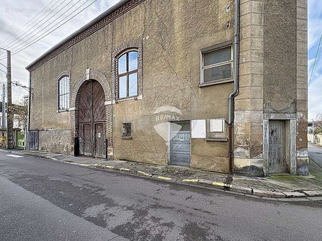 Autre à SENS