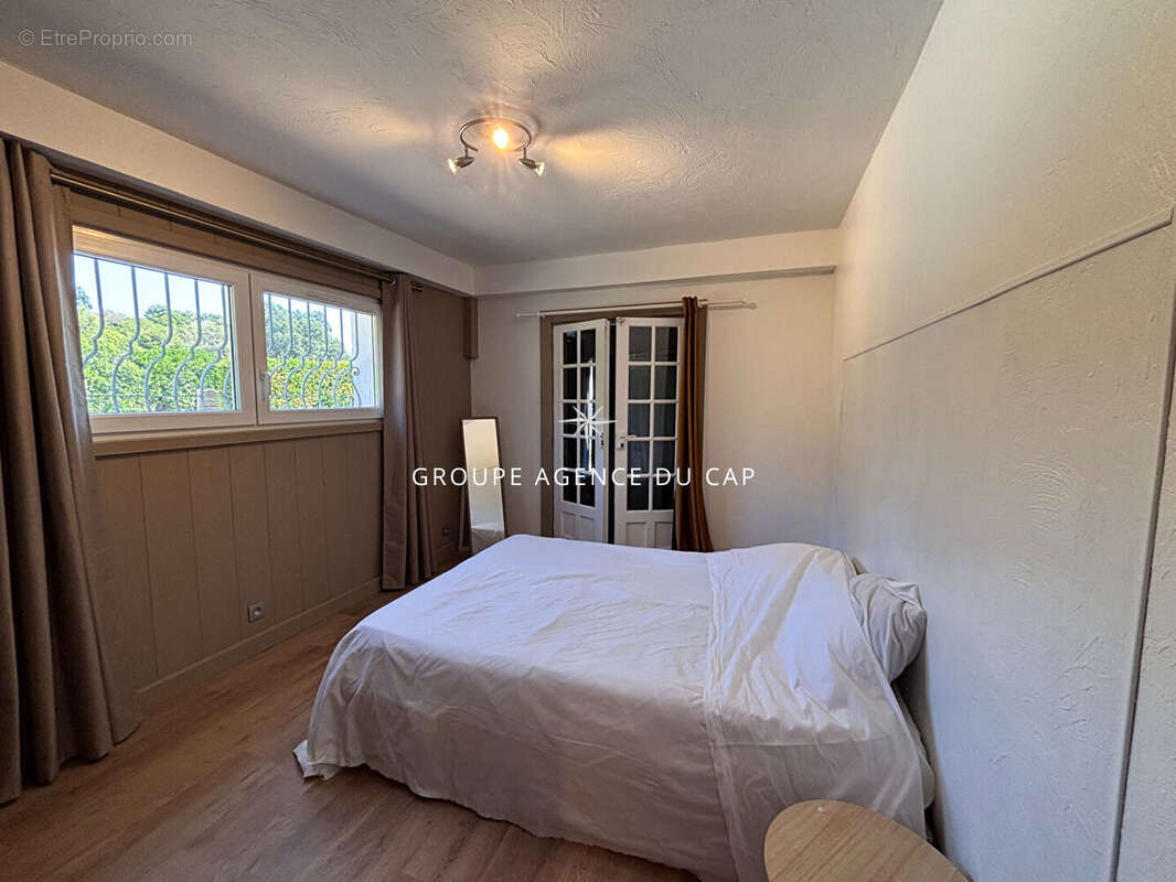 Maison à LES ISSAMBRES