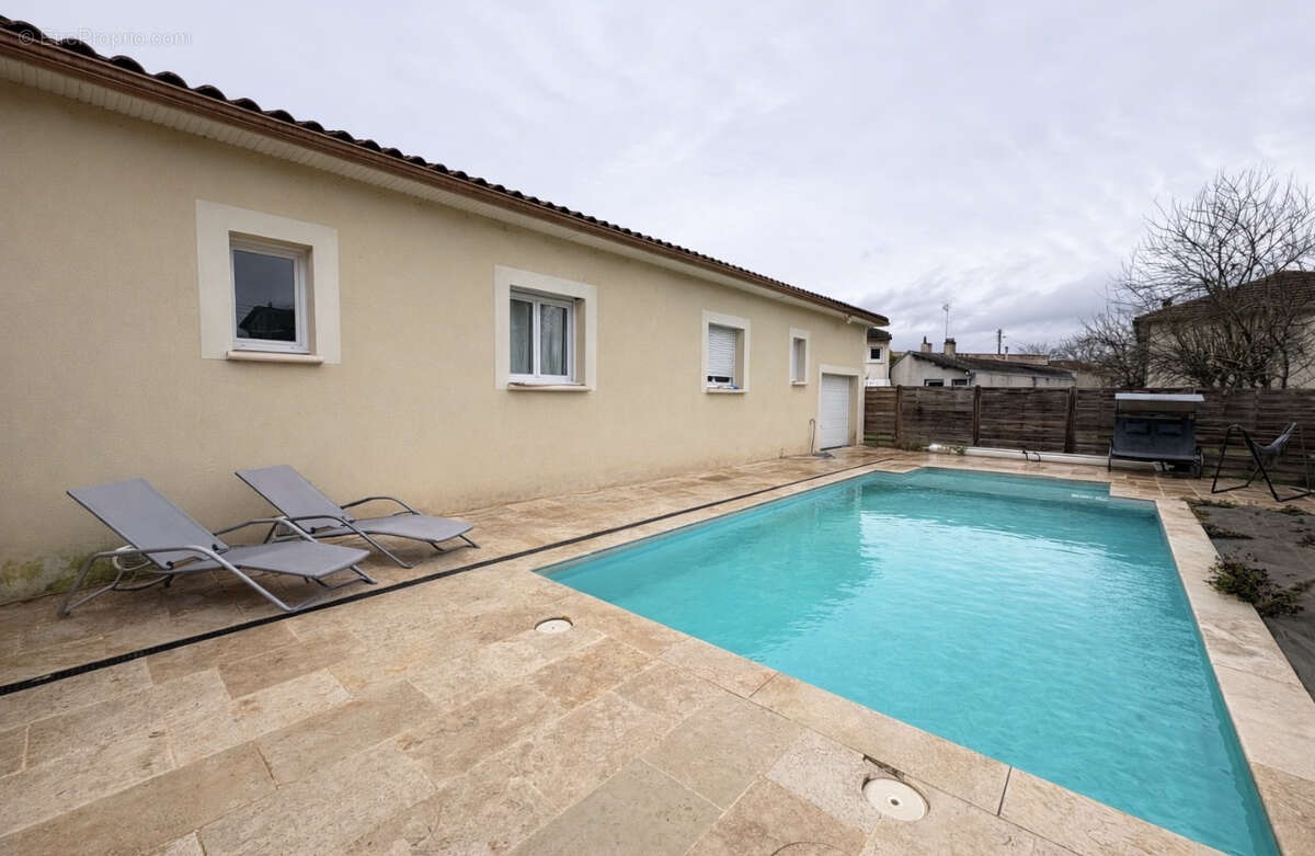 Maison à TERRASSON-LAVILLEDIEU